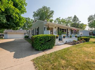 N85W17027 Lee Pl, Menomonee Falls, WI 53051