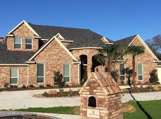 8 Falcons View Pass, Heath, TX 75032