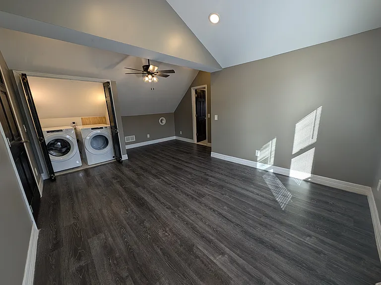 Washer Dryer in Master Bedroom