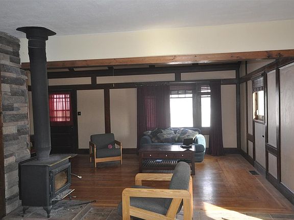 5th image of 3098 Welsh Ln