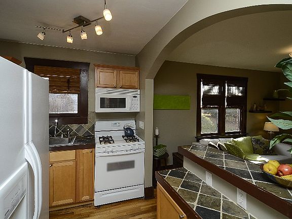 Deco Tile Counters