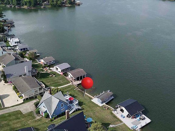 3rd image of 409 Lakeview Heights Dr