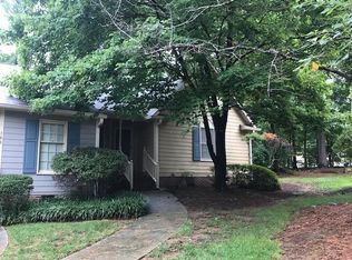 106 Boldleaf Ct, Cary, NC 27513