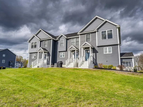 6 Stillwater Circle, Somersworth, NH 03878