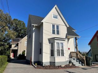 27 Willetts Ave, New London, CT 06320