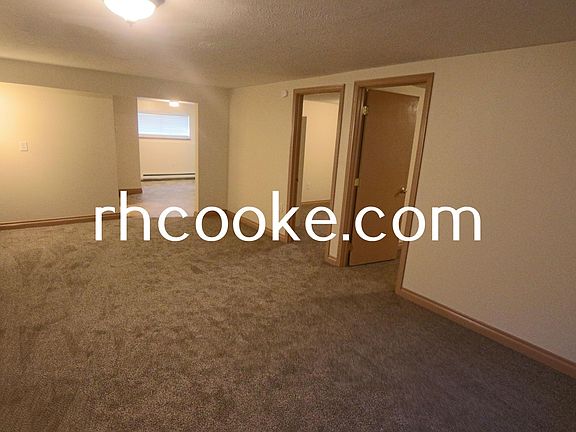 3rd image of 1408 E Fairview Ave #B