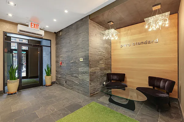 Rented by Evans Real Estate | media 23