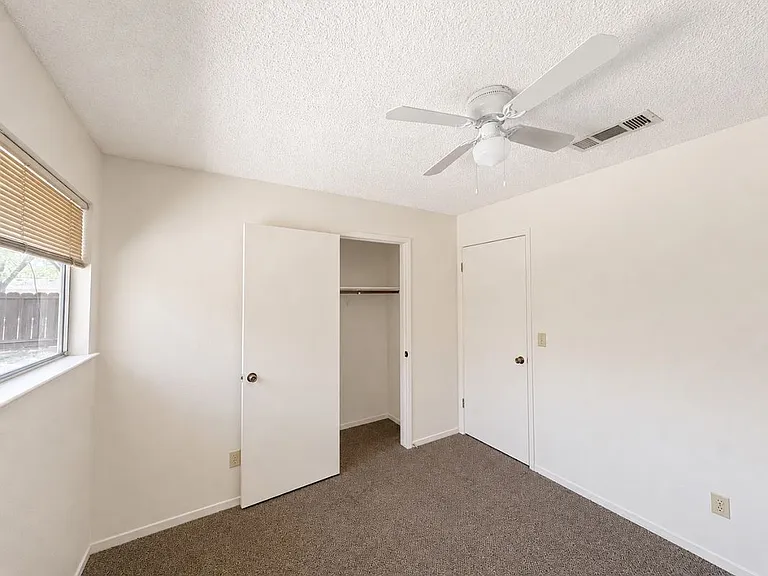 3440 La Jolla Way — Photo 14