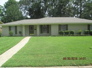 495 N Canton Club Cir, Jackson, MS 39211