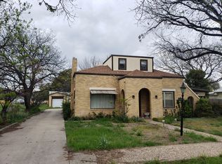 211 E Fleming Ave, Mertzon, TX 76941