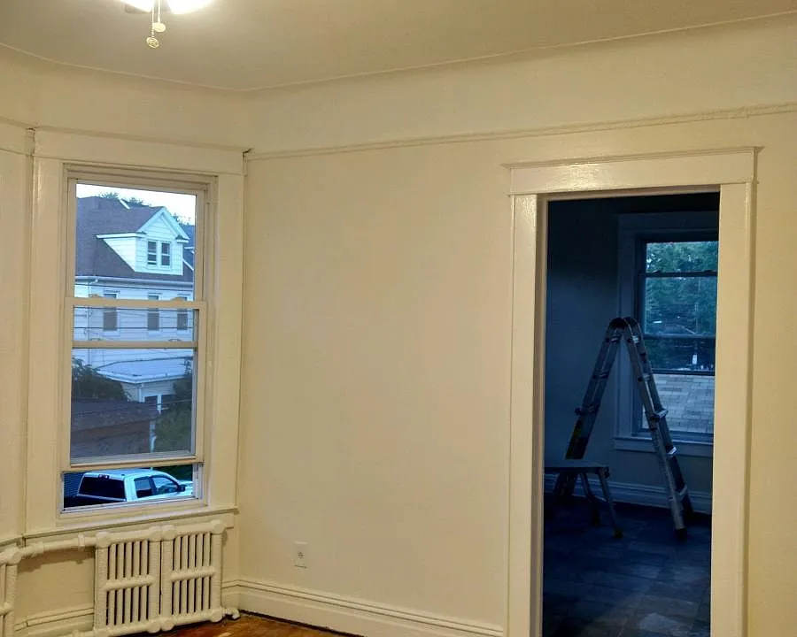 Building Photo 3