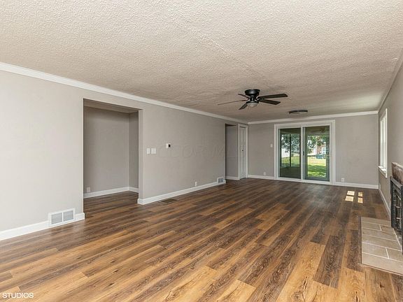 3rd image of 346 N Barron St