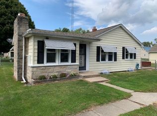 124 W Superior St, Winamac, IN