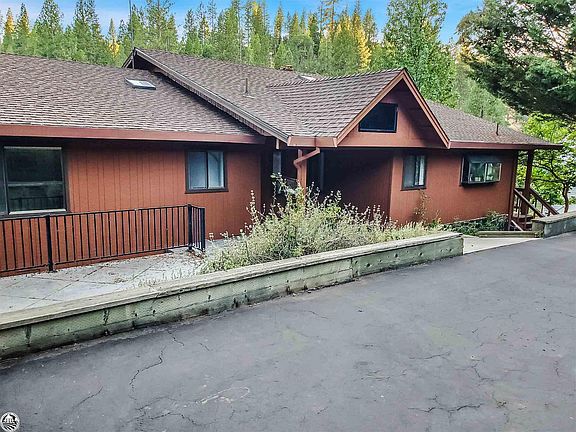 4th image of 20619 Longridge Ct #4/115