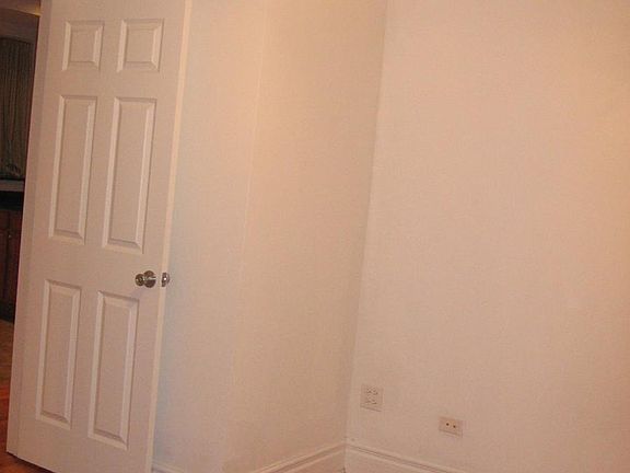 5th image of 3401 W Hollywood Ave APT 1E