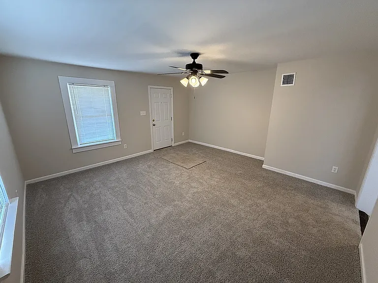 185 Chaffin St — Photo 10