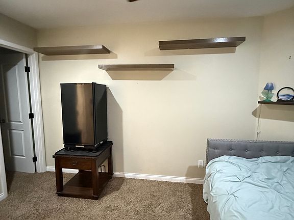 2nd image of 8510 Calle De Buena Fe