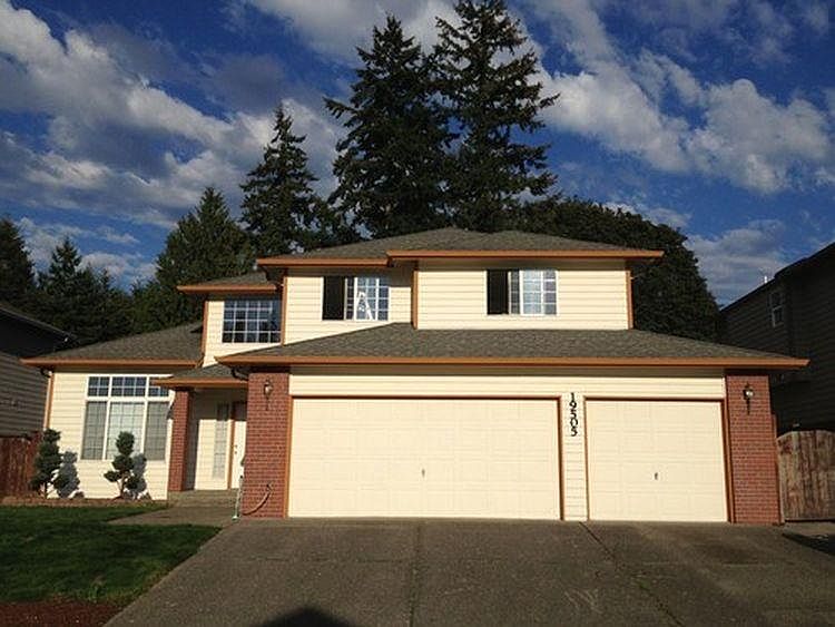 1st image of 19505 12th Ave W