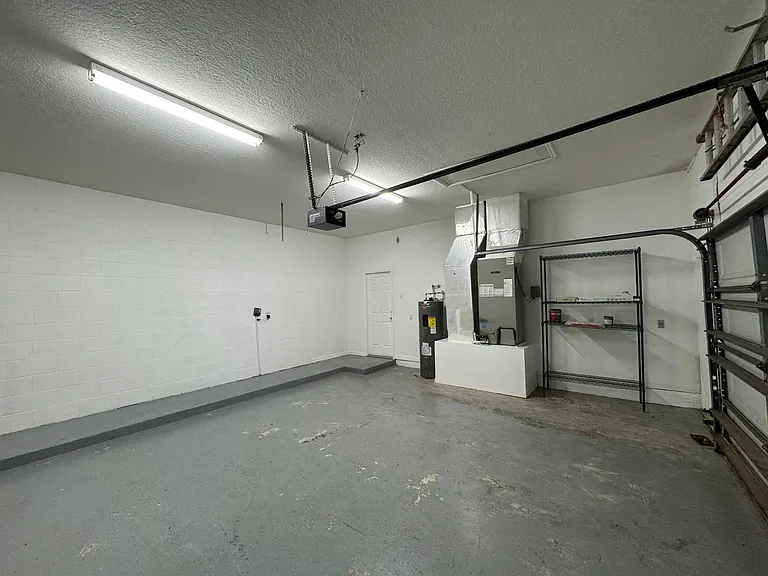 2521 Roat Dr — Photo 37