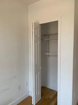 Rented by Centric New York | media 19