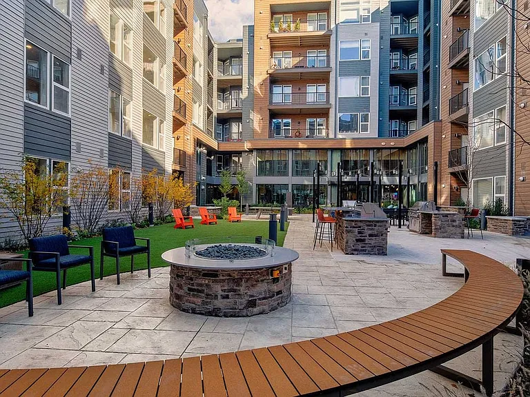 Play Courtyard with Firepit, BBQ Area and Gaming