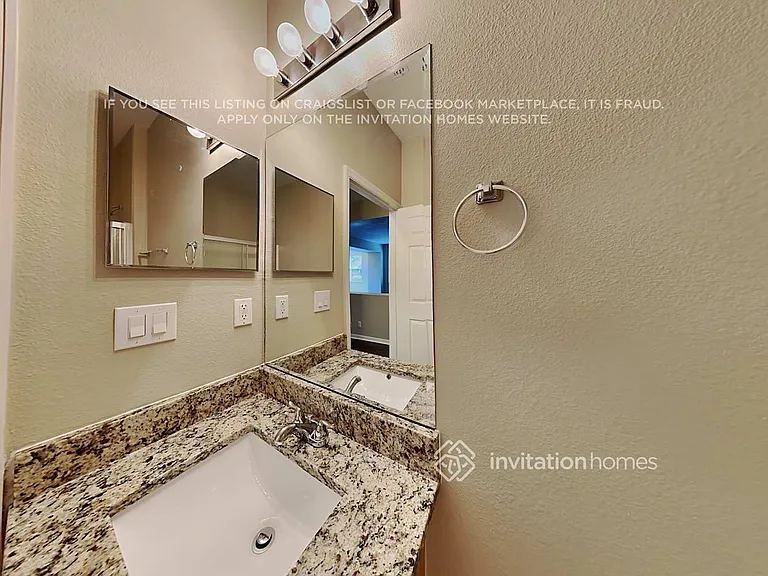 1317 SW California Blvd — Photo 15