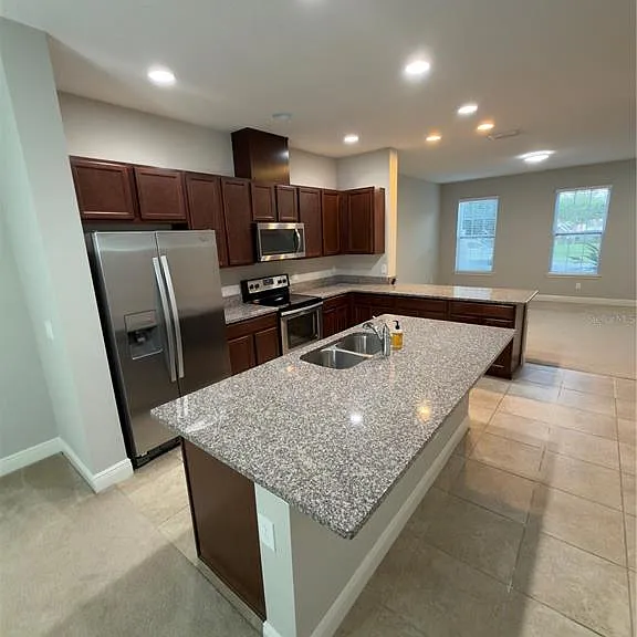 15537 Honeybell Dr — Photo 4