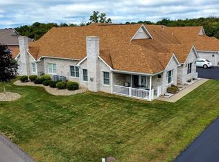 451 Stonecliff Ln, Butler, PA 16001