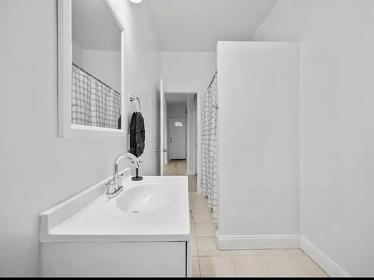 810 Hays St — Photo 1