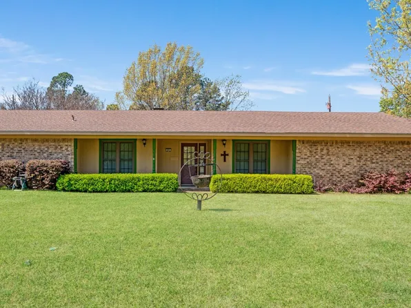 695 20th St NE, Paris, TX 75460