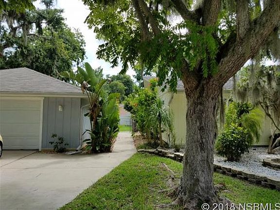 3rd image of 2513 Needle Palm Dr