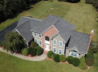 366 W Main St, Millbury, MA 01527