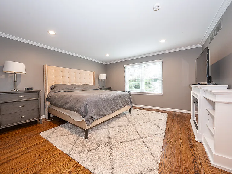 10 Hansen Ct — Photo 17