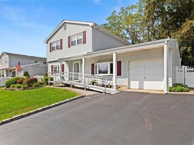 20 Avis Dr, Holbrook, NY, 11741