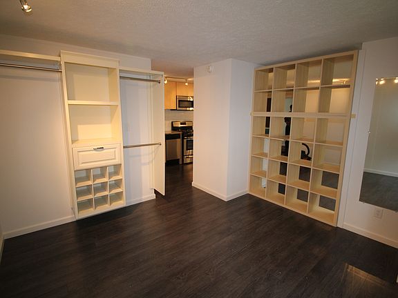 4th image of 18240 Detroit Ave APT 108