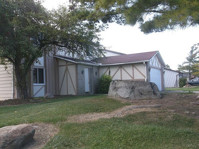 1st image of 2623 Collins Dr #2623