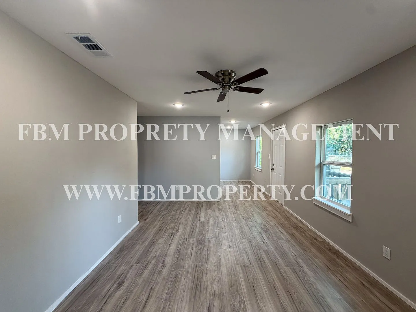 103 Allyn Ave - Cozy 2 Bedroom, 1 Bathroom Home in Corsicana, TX! — Photo 3