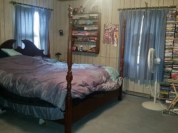 4th image of 914 Catherine St