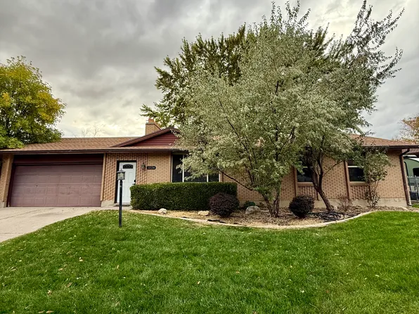 12134 S Mill Ridge Rd, Sandy, UT 84094