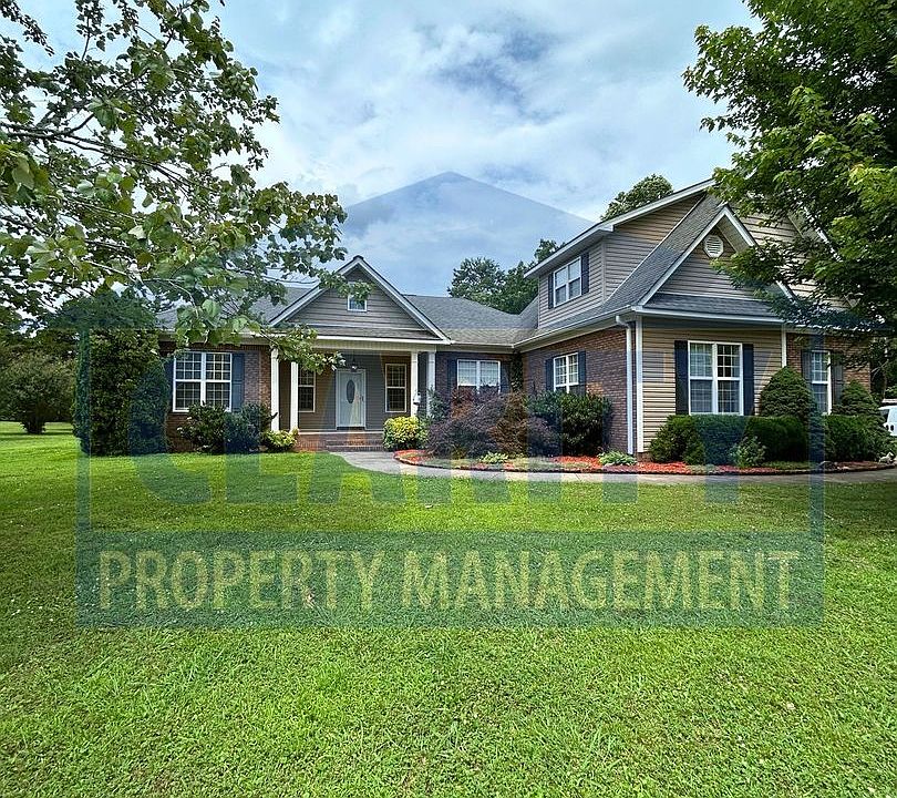 1st image of 165 Mill Creek Trl NE