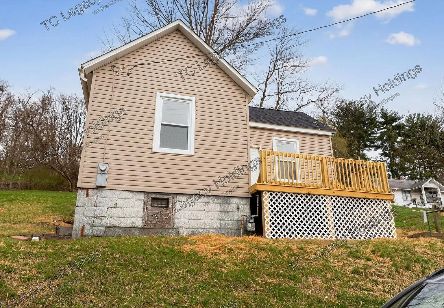 2 bed, 1.0 bath, 798 sqft, $950 — Photo 2