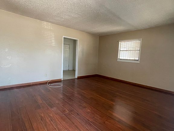 5th image of 4557 Hercules Ave