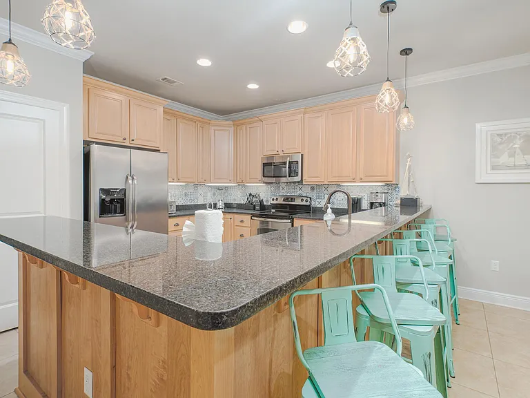 202 Kono Way — Photo 6