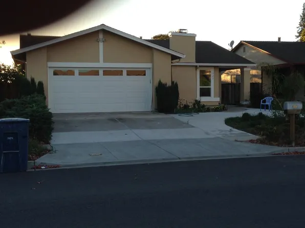 923 Hamilton Ave, Milpitas, CA 95035