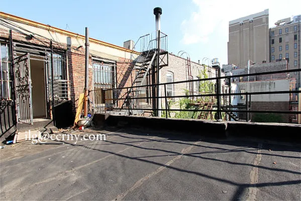 Rented by City Connections Realty | media 19