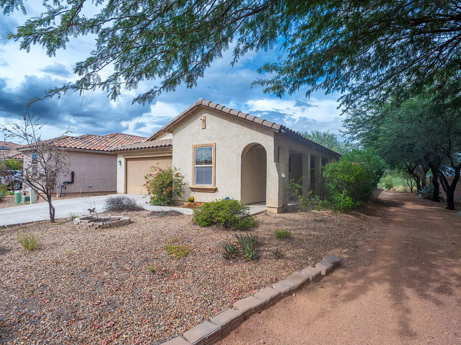 3 bed, 1786 sqft, $1,895 — Photo 1