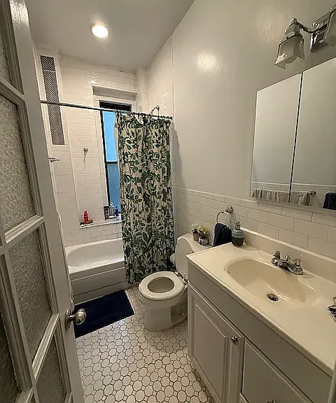 525 4th St #2E — Photo 15