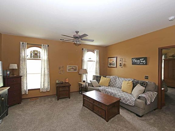 5th image of 5741 Mink St