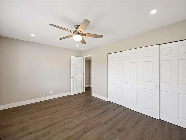 707 Neapolitan Way #707 — Photo 19