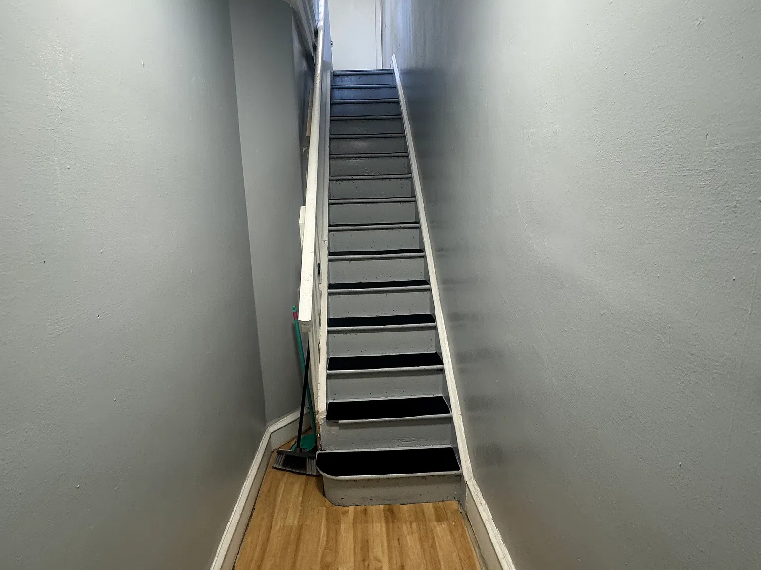 1 bed, $1,300 — Photo 4
